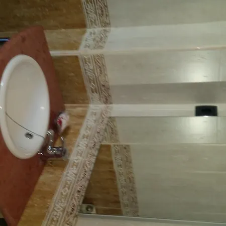 Πανσιόν Guarni Barahona